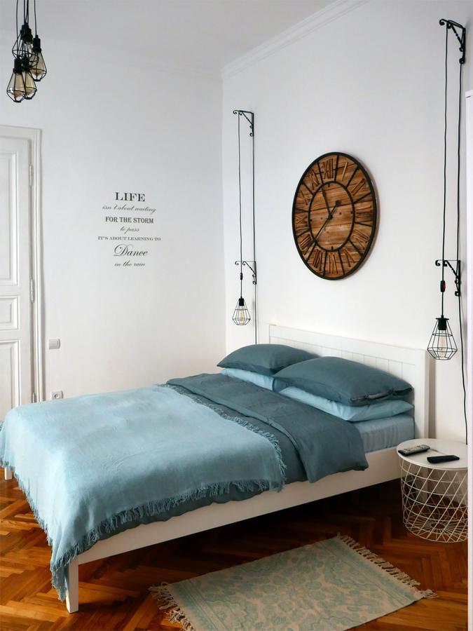 Romantic Apartment On Rynok Square With Air-Conditioning Lviv Buitenkant foto
